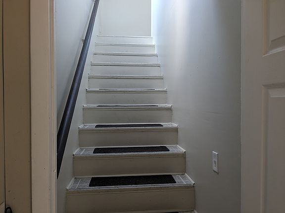 3rd image of 478 Eagle Cir