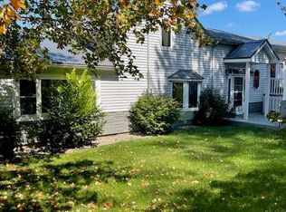 28858 72nd Ave, Lawton, MI 49065