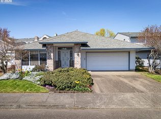 15639 NE Russell Pl, Portland, OR 97230