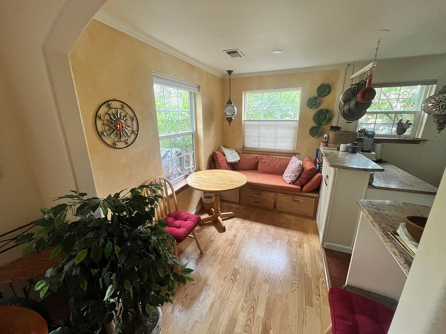 1 bed, 735 sqft, $2,550 — Photo 4