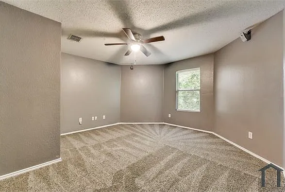 2217 White Pine Dr — Photo 3