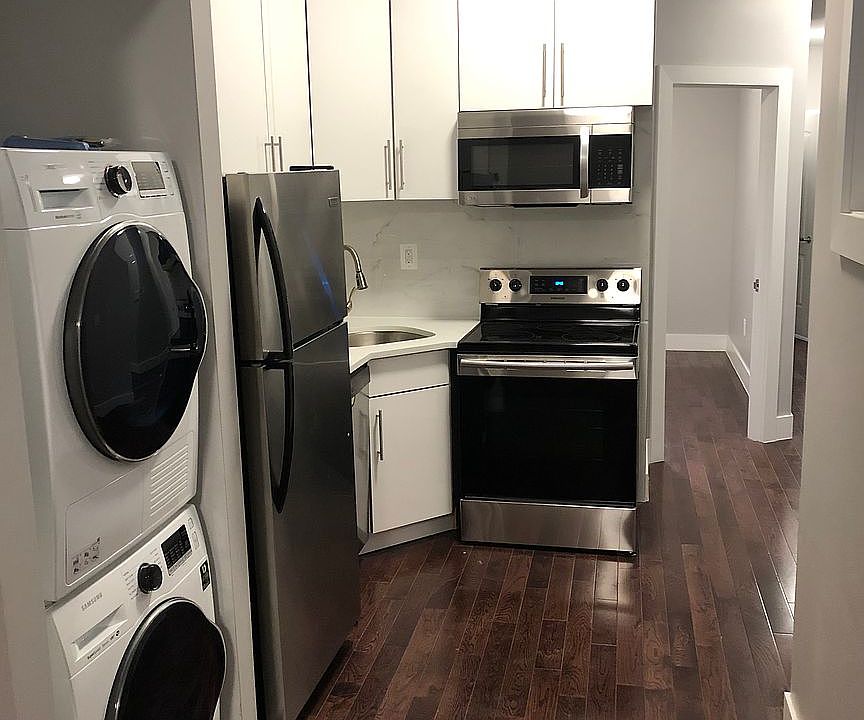 1st image of 167 E 106th St #4W2