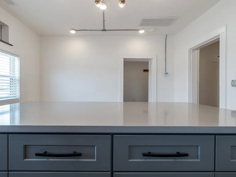 305 Main St #4 — Photo 15