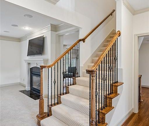 4th image of 5427 W 164th Pl