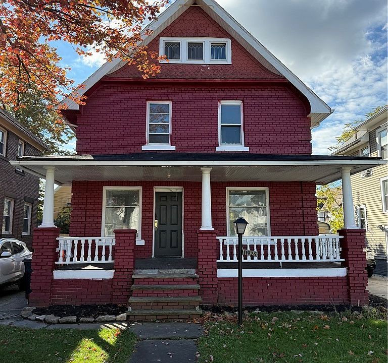1st image of 11926 Browning Ave
