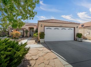 1024 Royal Palm Dr, Rosamond, CA 93560