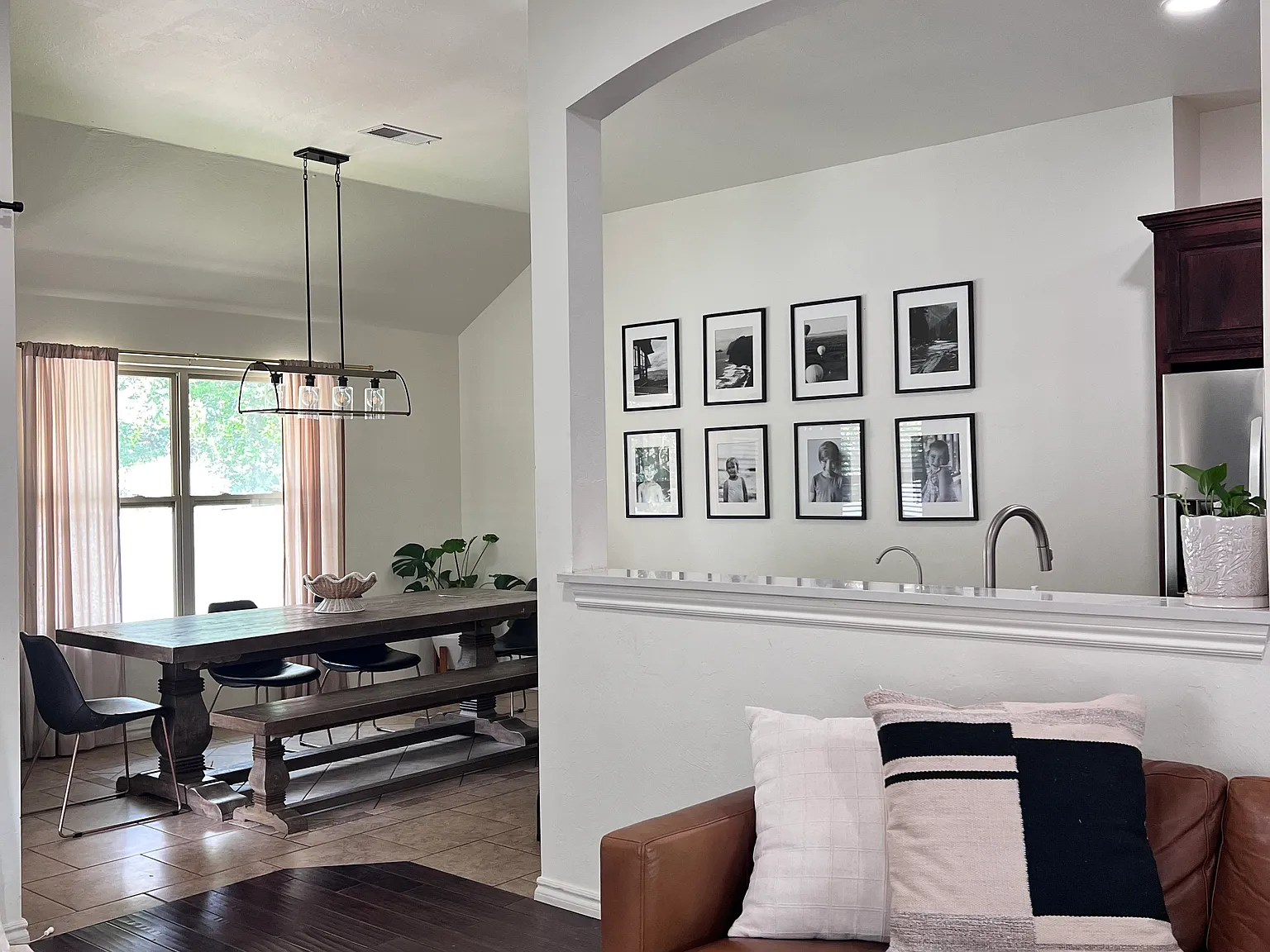 4 bed, 1994 sqft, $2,600 — Photo 3