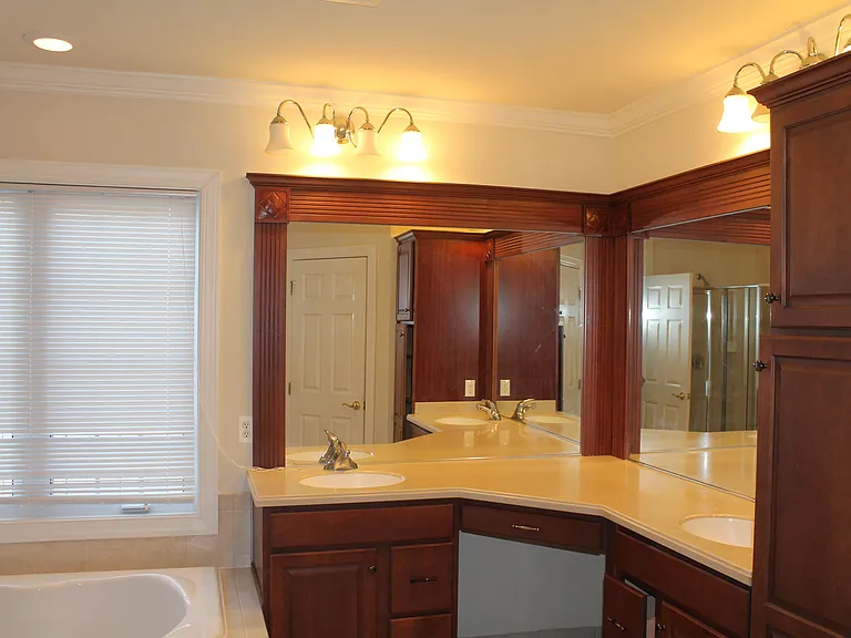 24907 Earlsford Dr — Photo 52
