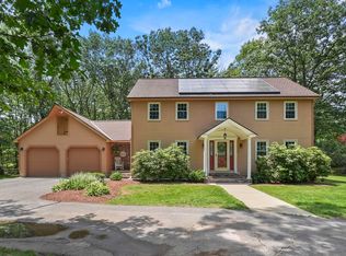 9 Perry Rd, Lancaster, MA 01523