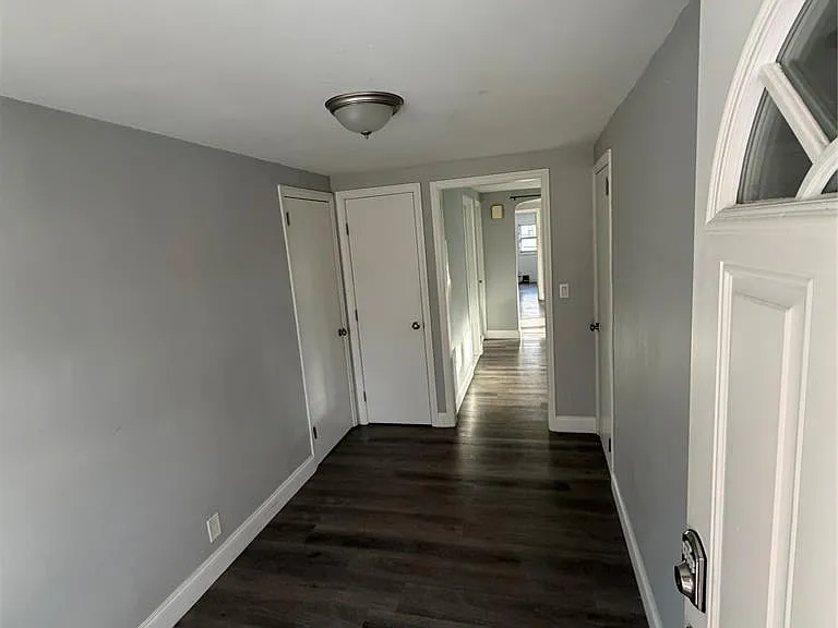 47 N 17th St — Photo 14