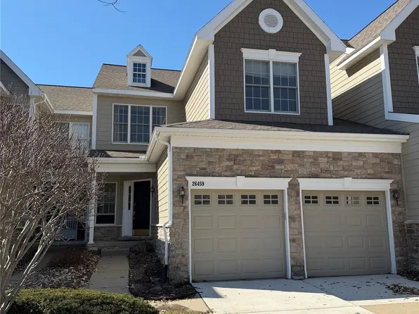 26459 Fieldstone Dr #1, Novi, MI 48374