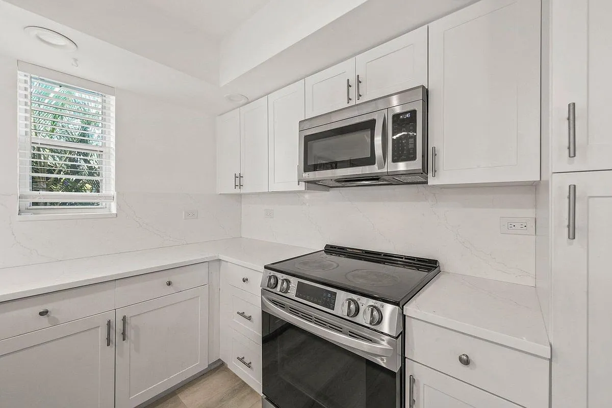 2 bed, 2.0 bath, 1500 sqft, $3,000 — Photo 4