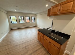 1050 Hancock St APT 26, Quincy, MA 02169