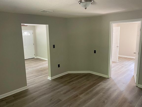 5th image of 312 W Roosevelt Dr