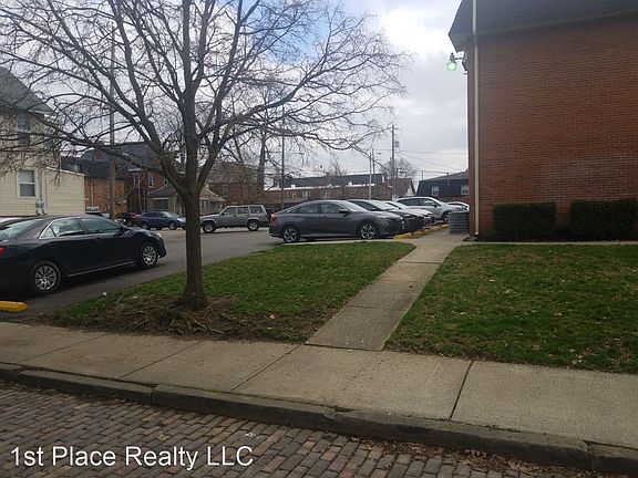 2nd image of 355 20th Ave #I