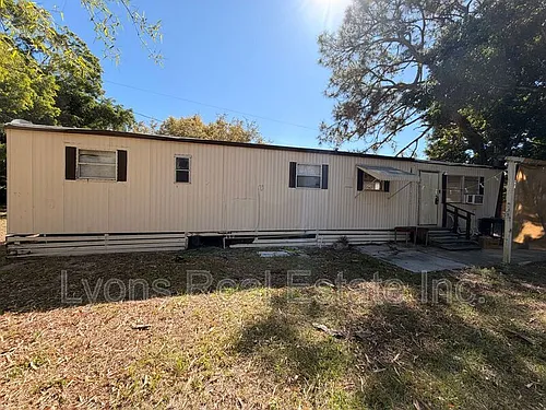 8028 Breeze Dr Photo 1