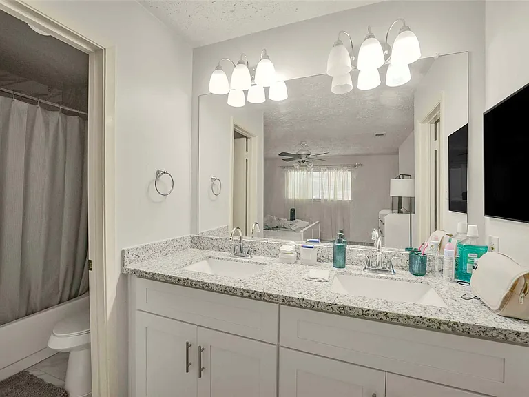 16323 Summer Dawn Ln — Photo 19