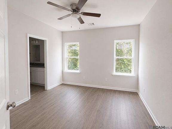 2nd image of 1401 Ravier Ln
