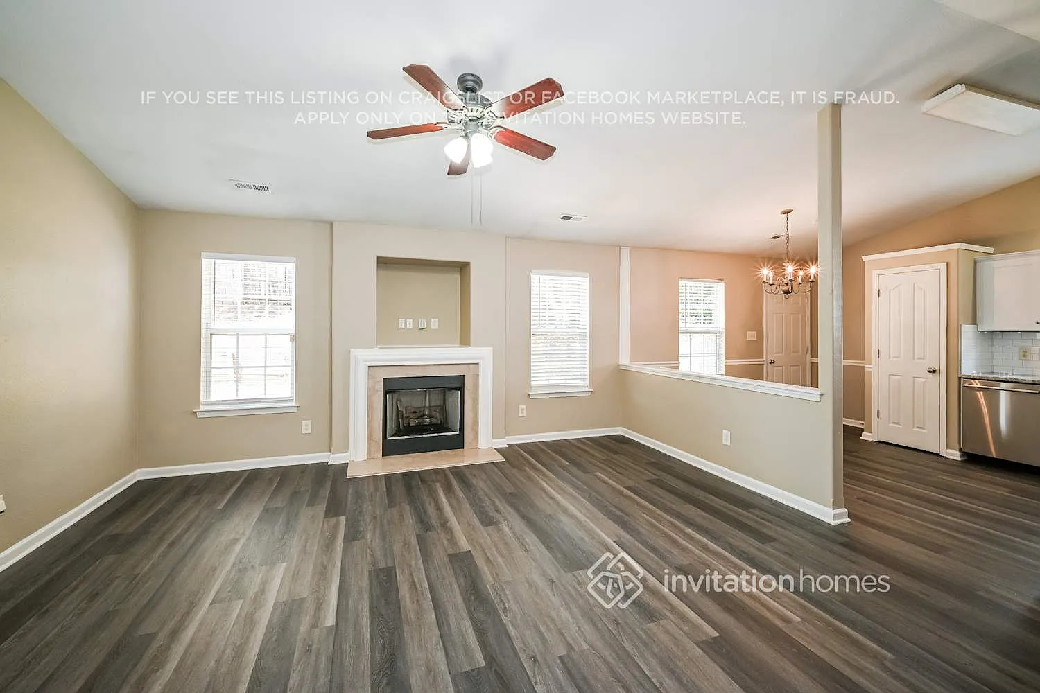 5733 Shining Oak Ln Charlotte, NC 28269 — Photo 3