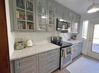 501 Woodleaf Ct, Saint Louis, MO