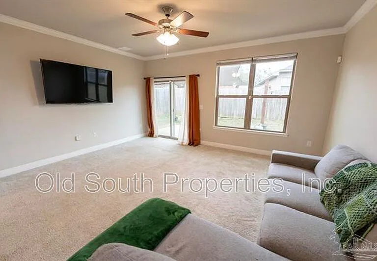 1060 Bretts Way — Photo 9