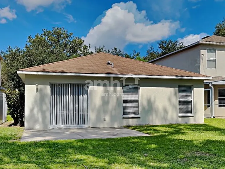 1611 Marsh Wood Dr — Photo 17