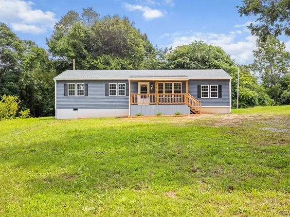 3120 Pin Oak Rd, Prospect, VA 23960