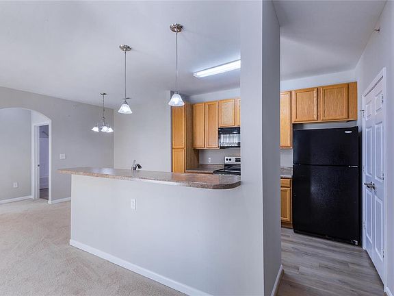 5th image of 31 Kassebaum Ln APT 203