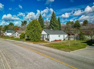 9 Hillcrest Ave, Parry Sound, ON P2A1L5