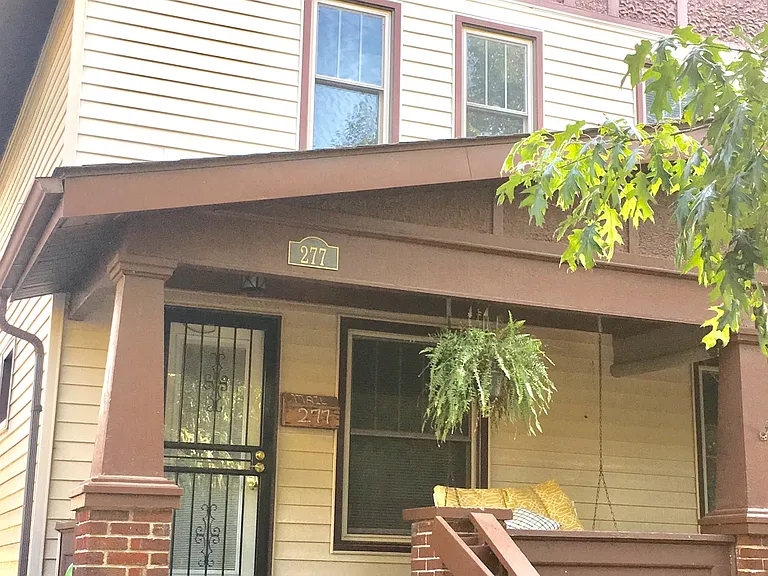 277 E Mithoff St — Photo 1
