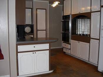 4th image of 407 Craigmont Ln