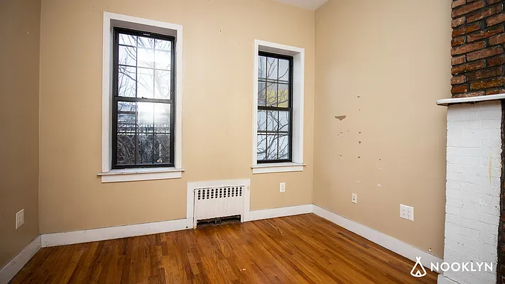 Rented by Nooklyn NYC LLC | media 30