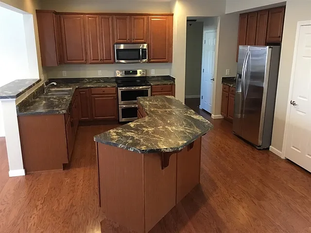 2804 Jenoaks Pass — Photo 2