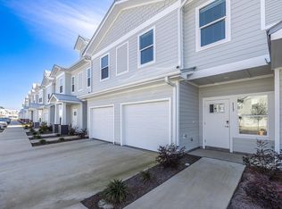 218 Date Palm Ln, Freeport, FL 32439