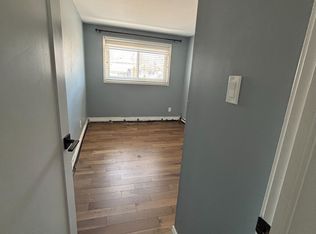 15 Colleen Ave, Barrie, ON L4M 2M9