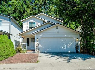 362 NW Grandstand St, Bremerton, WA 98311