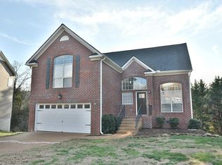 1311 Willowood Rd, Knoxville, TN 37922
