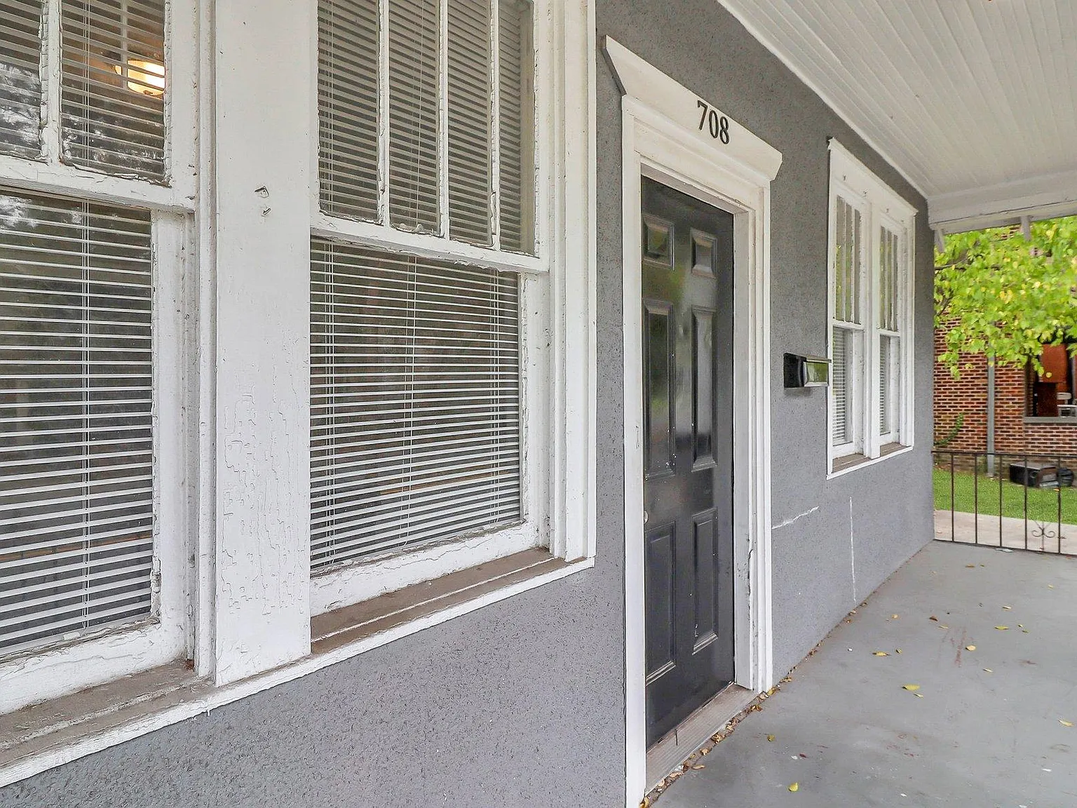 2 bed, 851 sqft, $1,695 — Photo 4
