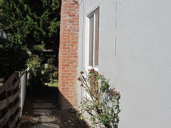 South Side Yard