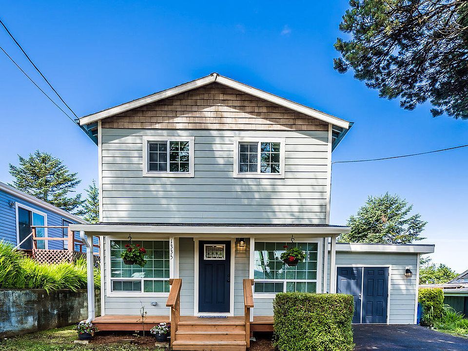 1st image of 1335 SE Oar Ave