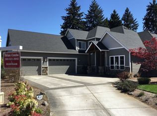 10205 NW 33rd Ct, Vancouver, WA 98685
