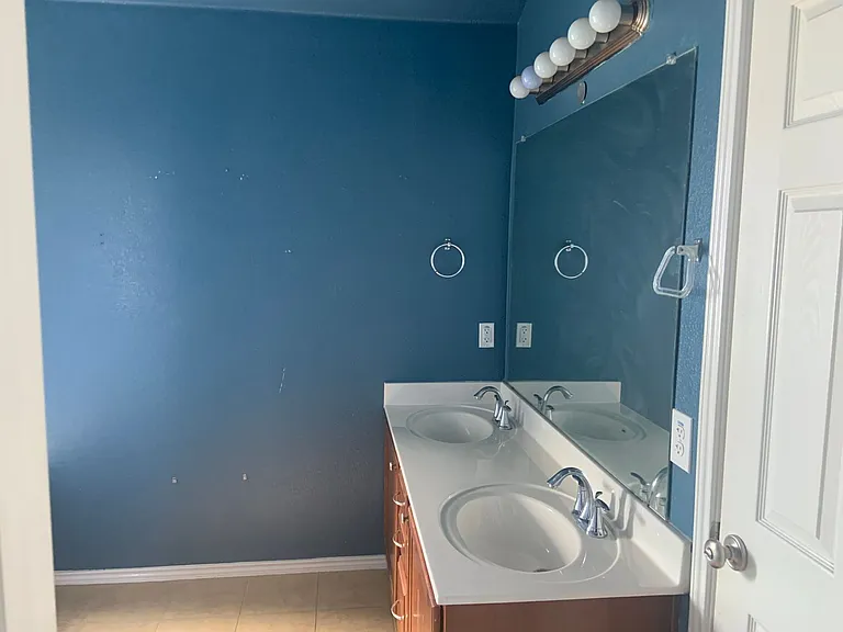 4915 Allegany Dr — Photo 14