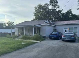 254 Preston Heights Cemetery Rd, Quebeck, TN 38579