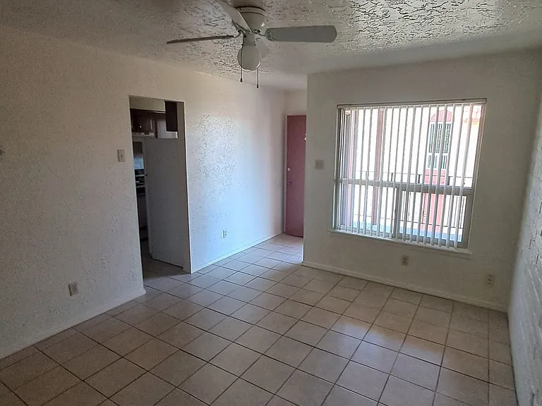 Welcome to our La Fontana Community! — Photo 6