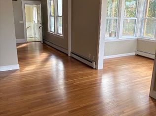 1000 Riverside Ave APT 1, Somerset, MA 02726