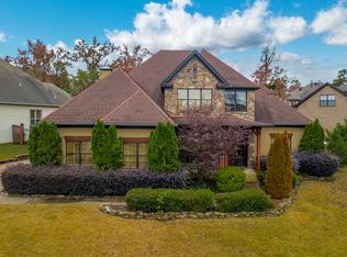 25 Commentry Dr, Little Rock, AR 72223