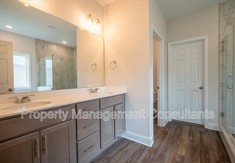 330 Creek Grove Ave — Photo 20
