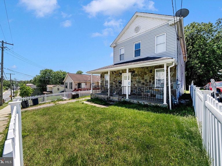 Listing photo 5