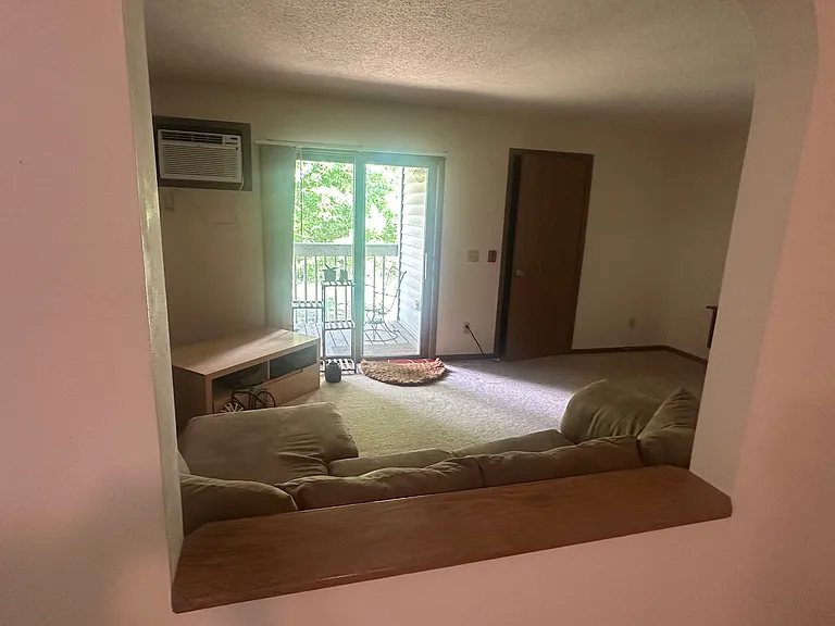 1554 Namekagon St #15 — Photo 3