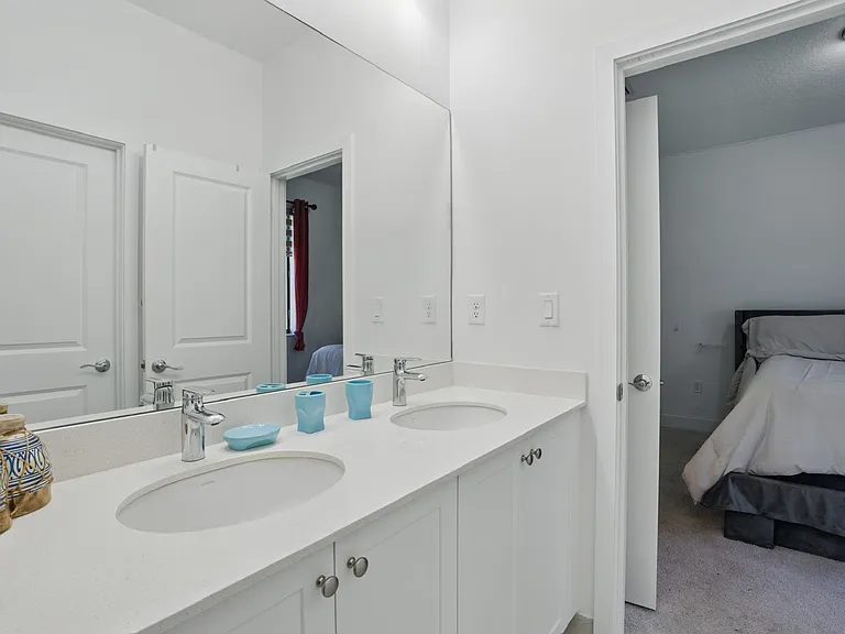 4869 Gambero Way — Photo 15